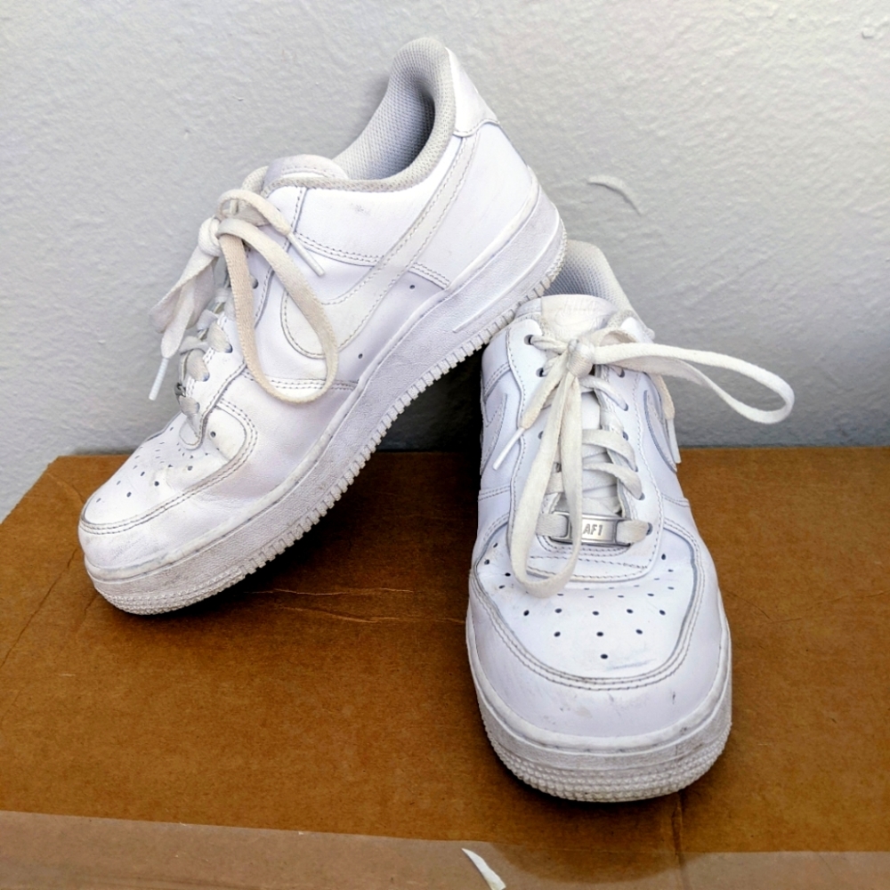 Women's Nike Air Force 1 sneaker